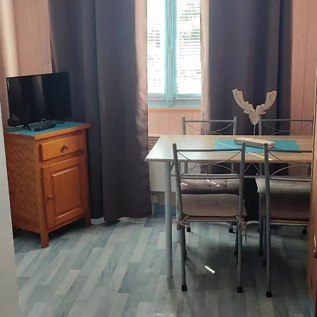 Petit Cocon Sur Les Hauteurs De Capvern-les-bains Капверн